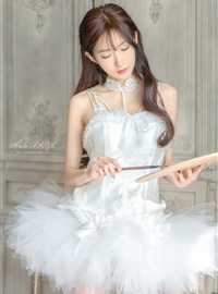 Wang Yushan barbieshy - No.04 white suspender skirt